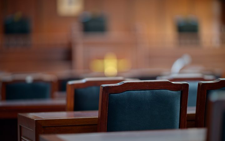 Carry over auxiliary requests in EPO appeals